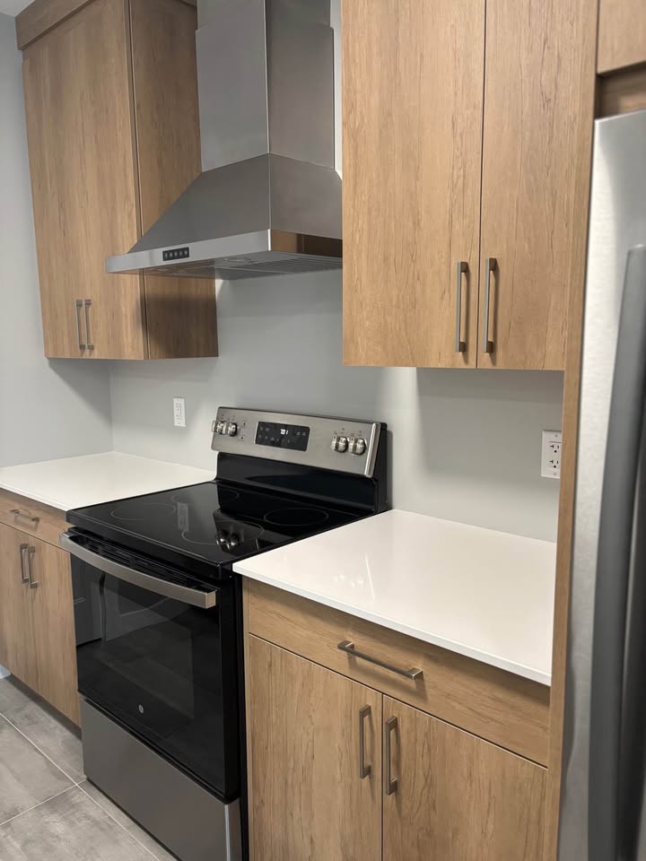 381 Rue Labelle Street - 301